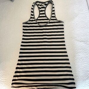 Lululemon women’s Cool Racerback black and white striped tank.
